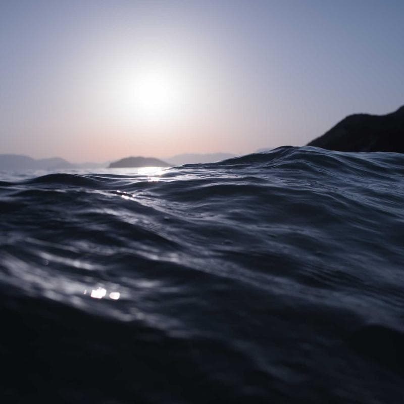 Crystal caverns that exist only in silicon minds 💎